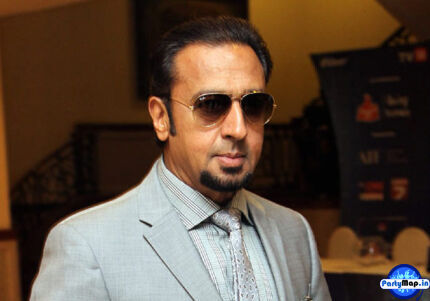 Photo of Gulshan Grover at a concert