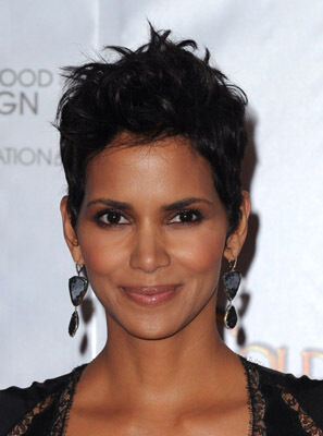 Official profile picture of Halle Berry