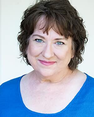 Official profile picture of Holli Saperstein