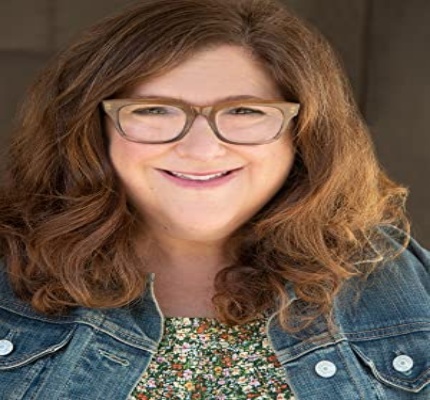 Official profile picture of Jennifer Manley