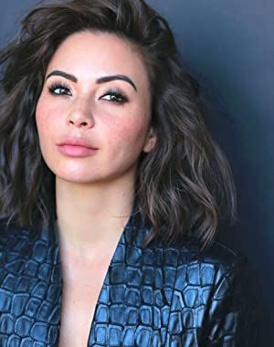 Official profile picture of Jennifer Sun Bell