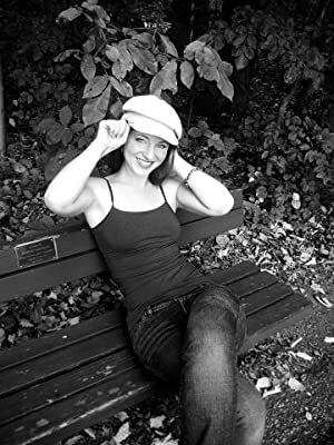 Official profile picture of Jocelyn Jae Tanis