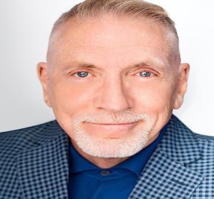 Official profile picture of Jonathan Turner Smith