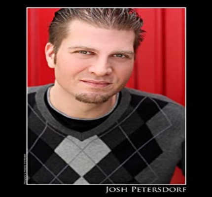 Official profile picture of Josh Petersdorf