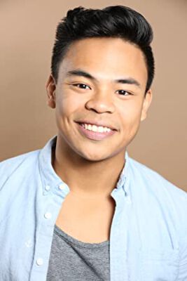 Official profile picture of Julian Fadullon