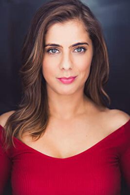 Official profile picture of Julie Cavaliere