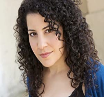 Official profile picture of Julie Garnye