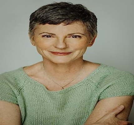 Official profile picture of Kathryn Dobbs