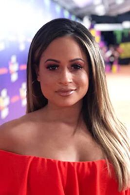 Official profile picture of Kayla Becker