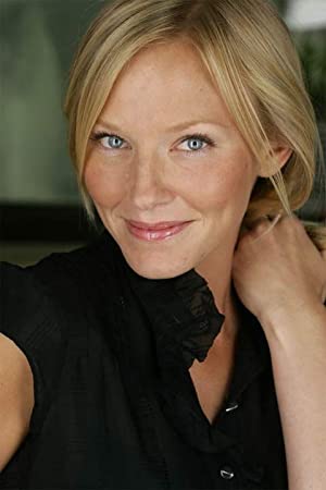Official profile picture of Kelli Giddish