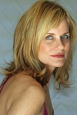 Official profile picture of Kelly Ryan