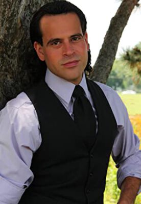 Official profile picture of Kenny Santiago Marrero