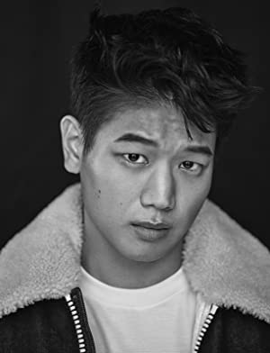 Official profile picture of Ki Hong Lee