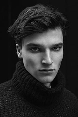 Official profile picture of Kit Clarke