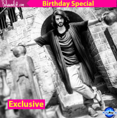 Photo of Kunal Jaisingh at a concert