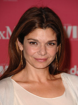 Official profile picture of Laura San Giacomo