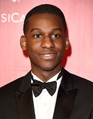 Official profile picture of Leon Bridges