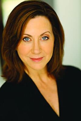 Official profile picture of Leslie Castay