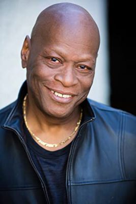 Official profile picture of Lew Hopson