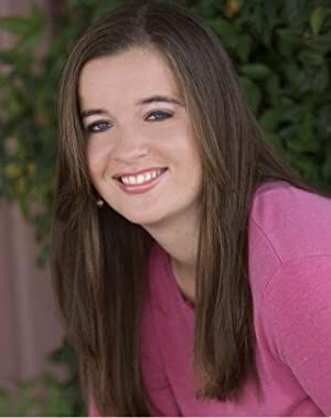 Official profile picture of Lindsey McCabe