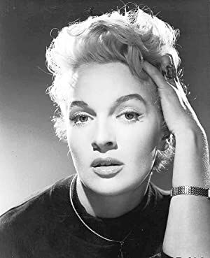 Official profile picture of Lisa Gastoni