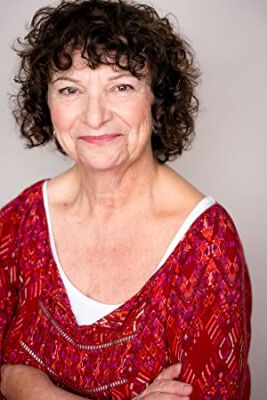 Official profile picture of Louise Claps