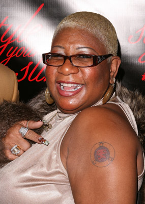 Official profile picture of Luenell
