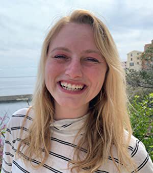 Official profile picture of Lulu Adams