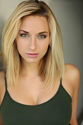 Official profile picture of Lyndsi LaRose