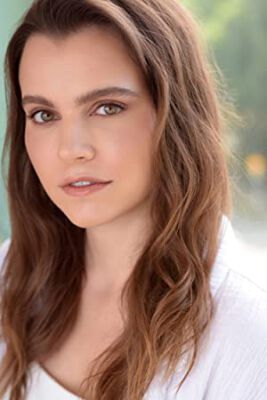 Official profile picture of Madison Graves