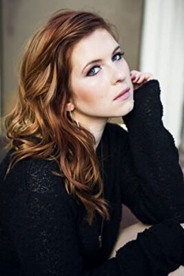 Official profile picture of Magda Apanowicz