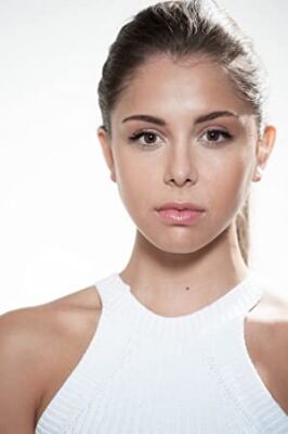 Official profile picture of Makenzie Vega