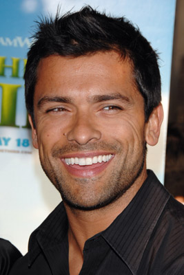 Official profile picture of Mark Consuelos