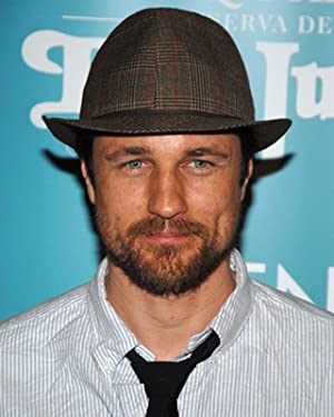 Official profile picture of Martin Henderson
