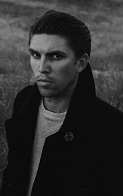 Official profile picture of Matthew Holcomb