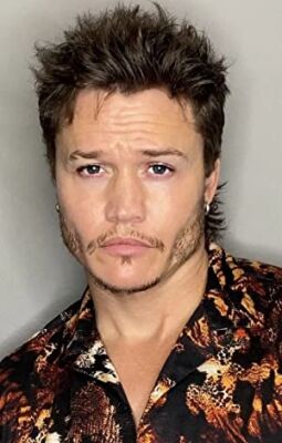 Official profile picture of Matthew Pearson