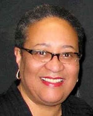 Official profile picture of Maxine Roach