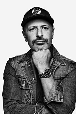 Official profile picture of Maz Jobrani