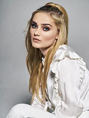 Official profile picture of Meg Donnelly