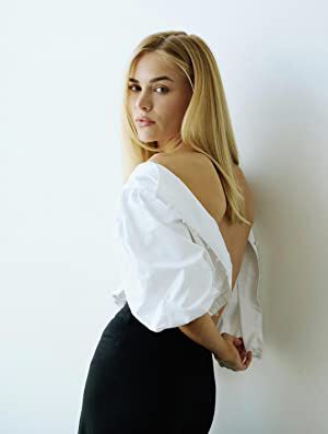 Official profile picture of Michelle Randolph Movies