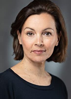 Official profile picture of Michèle Belgrand-Hodgson