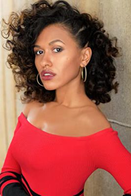 Official profile picture of Mira Menasche