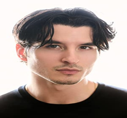 Official profile picture of Nic Caruccio