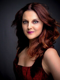 Official profile picture of Nichola Fynn