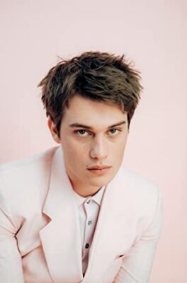 Official profile picture of Nicholas Galitzine