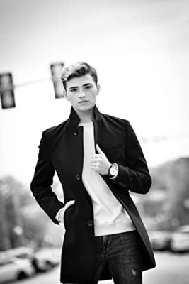 Official profile picture of Nicholas Russell