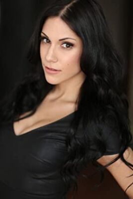 Official profile picture of Nicole Chartrand