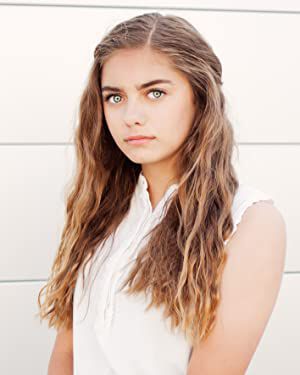 Official profile picture of Nicole Weeks