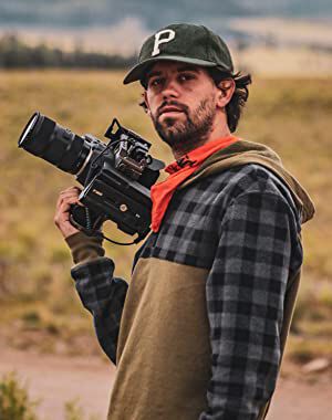 Official profile picture of Nik Tizekker