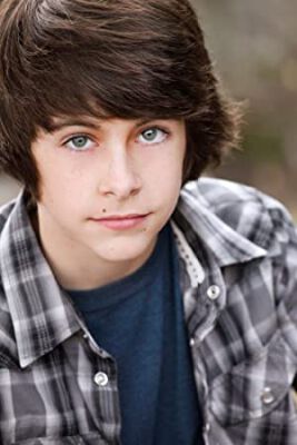 Official profile picture of Niko Alexander